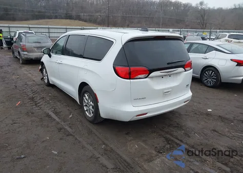2022 Chrysler Voyager Lx из США, поврежденный, VIN 2C4RC1CG0NR105065